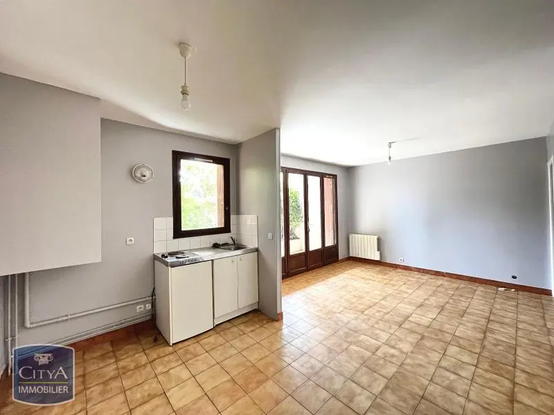 Photo 1 Appartement 1 pièce 28.36m²