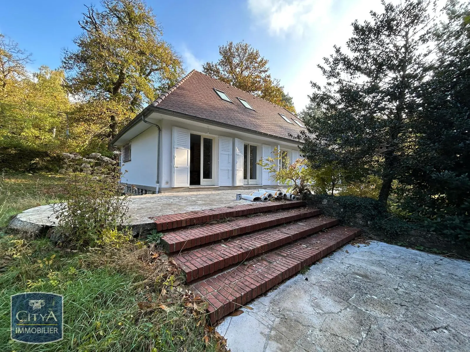 Photo 1 Maison 6 pièces 150.23m²