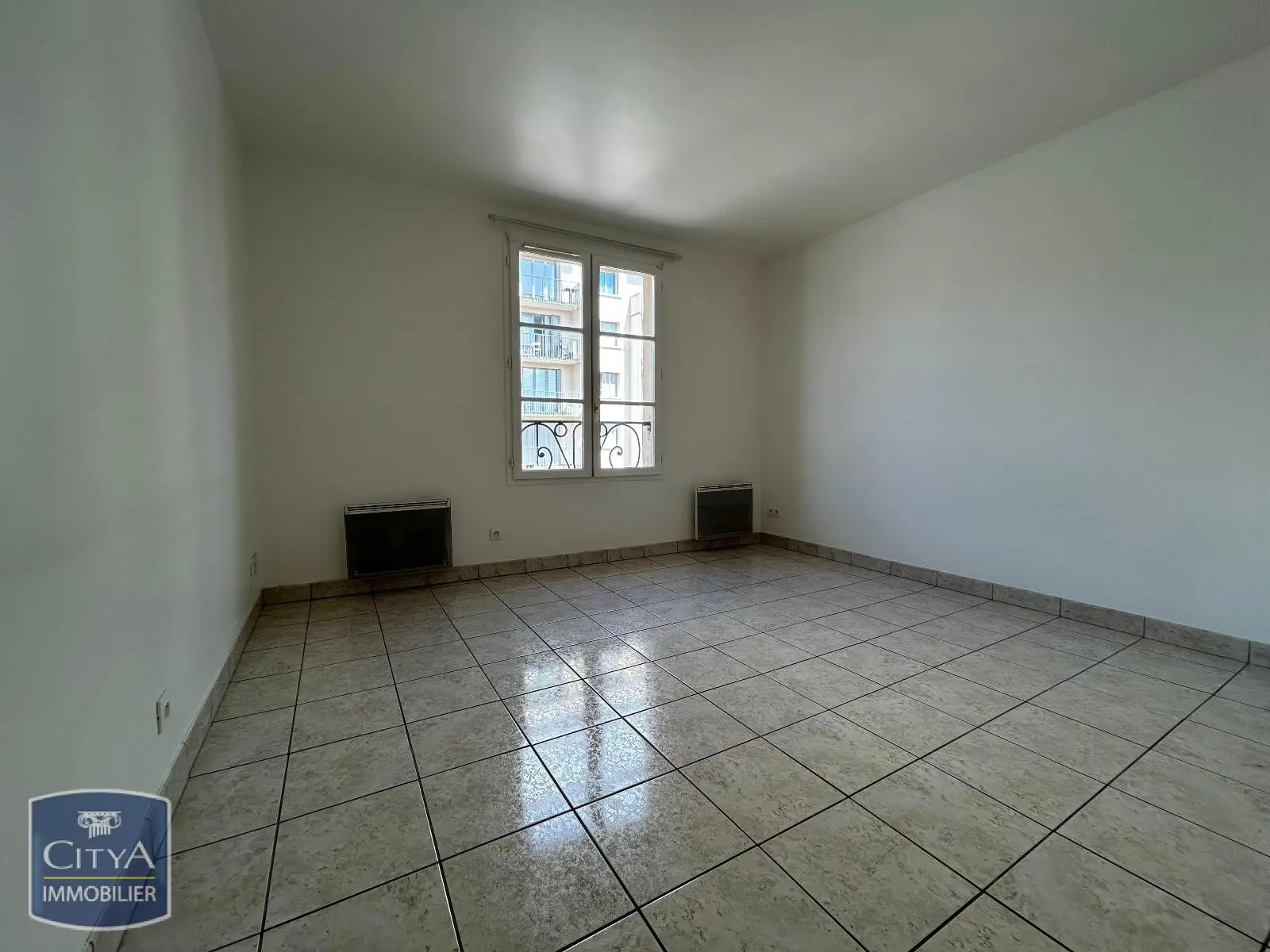 Photo 2 Appartement 1 pièce 22.88m²