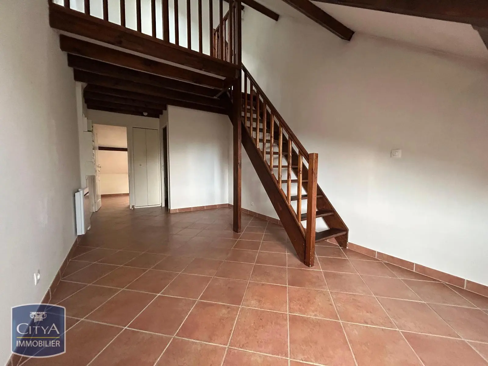 Photo 2 Appartement 1 pièce 23.28m²