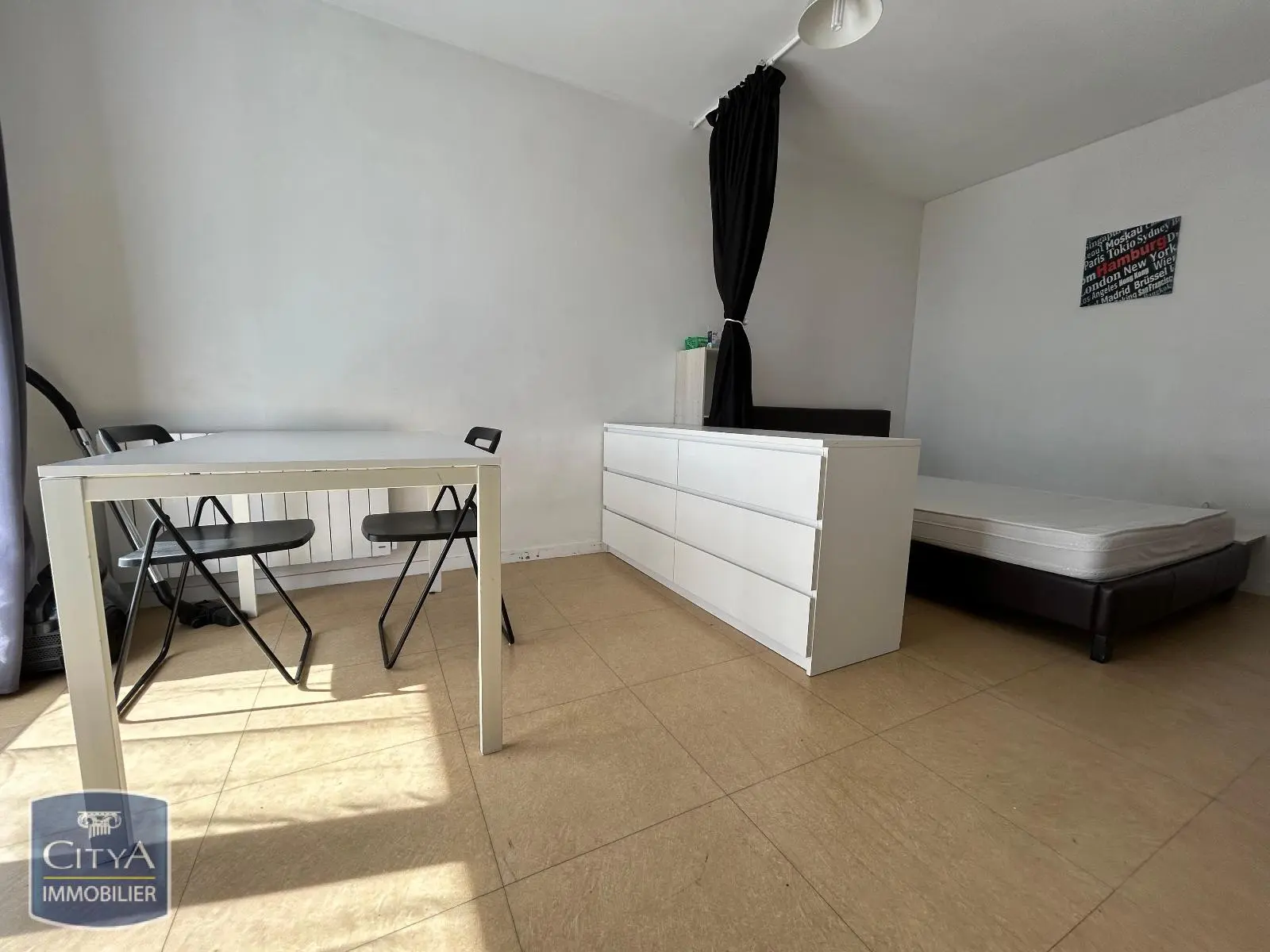 Photo 1 Appartement 1 pièce 21.9m²