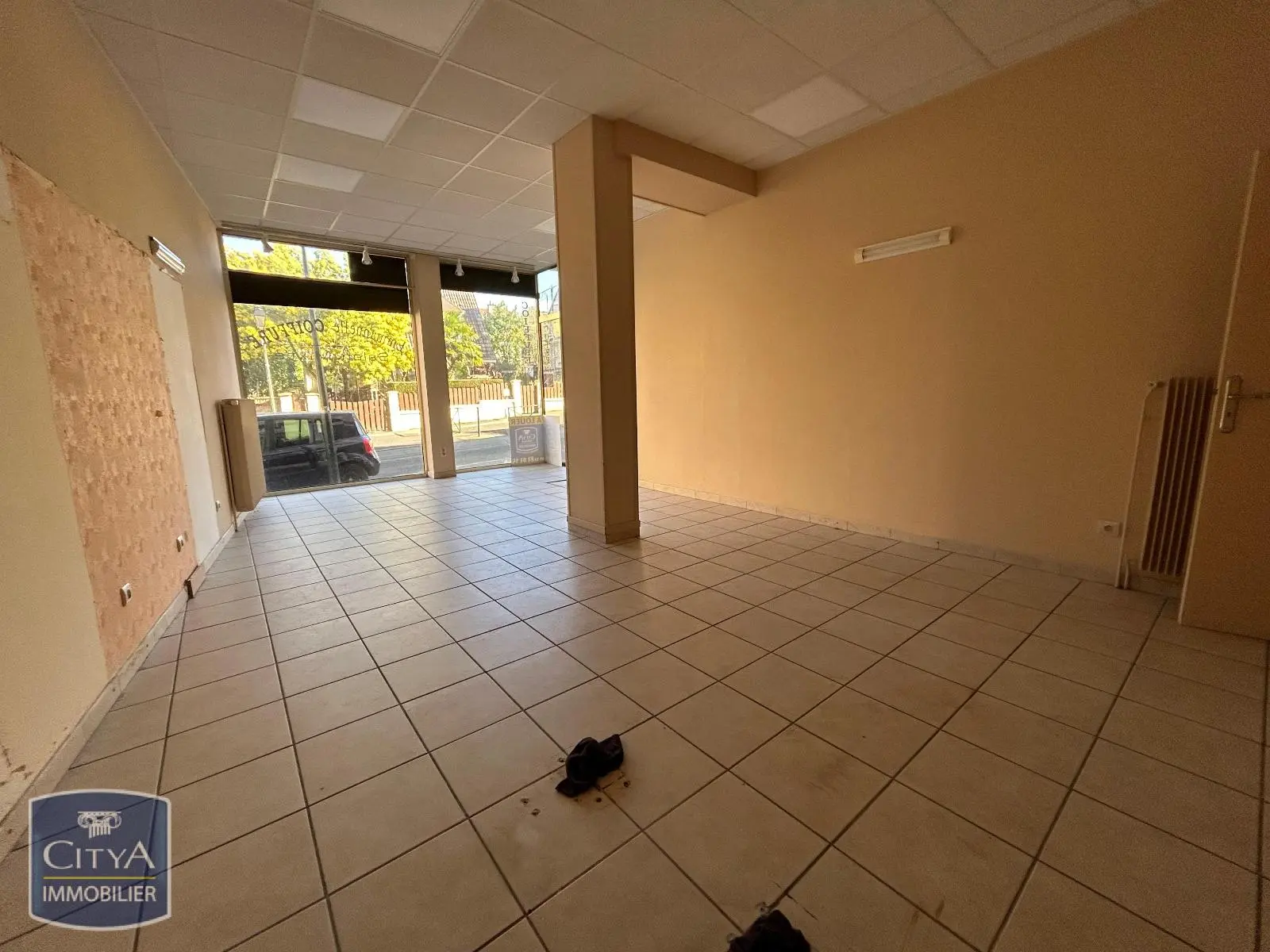 Photo 3 Local Commercial 60.97m²