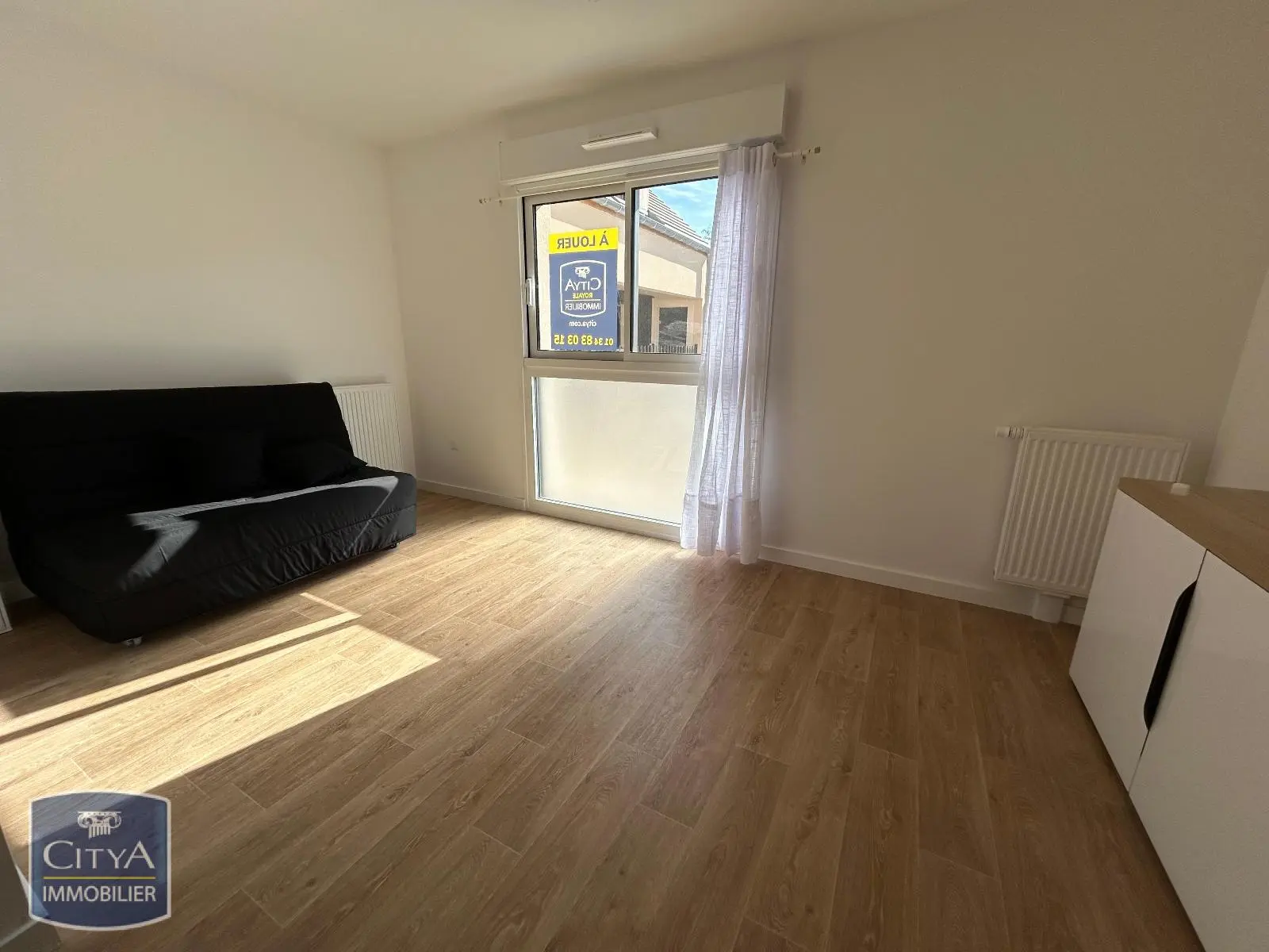 Photo 2 Appartement 1 pièce 19.87m²