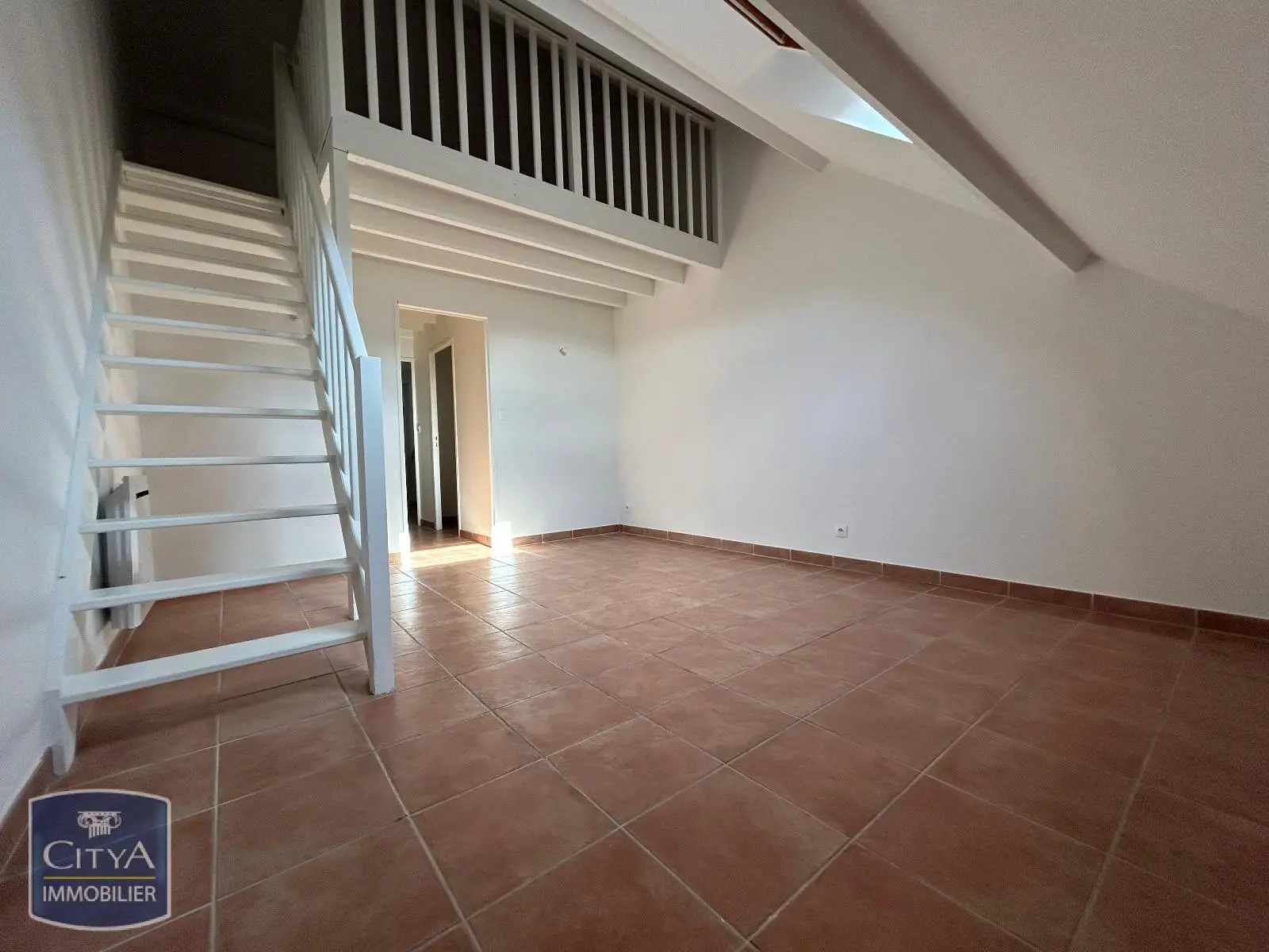 Photo 2 Appartement 1 pièce 33.6m²