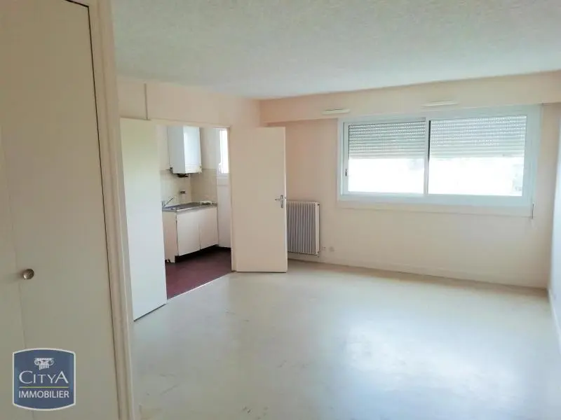 Photo 2 Appartement 1 pièce 33.39m²