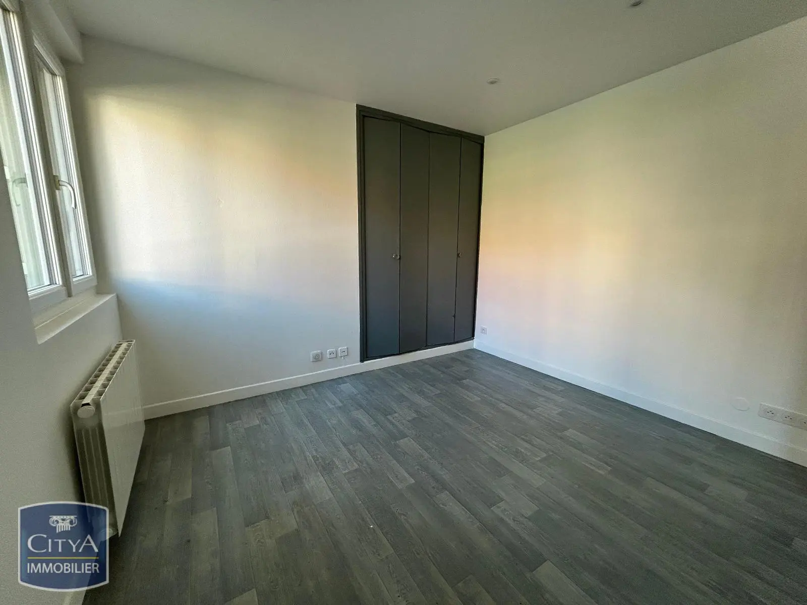 Photo 1 Appartement 1 pièce 24.48m²