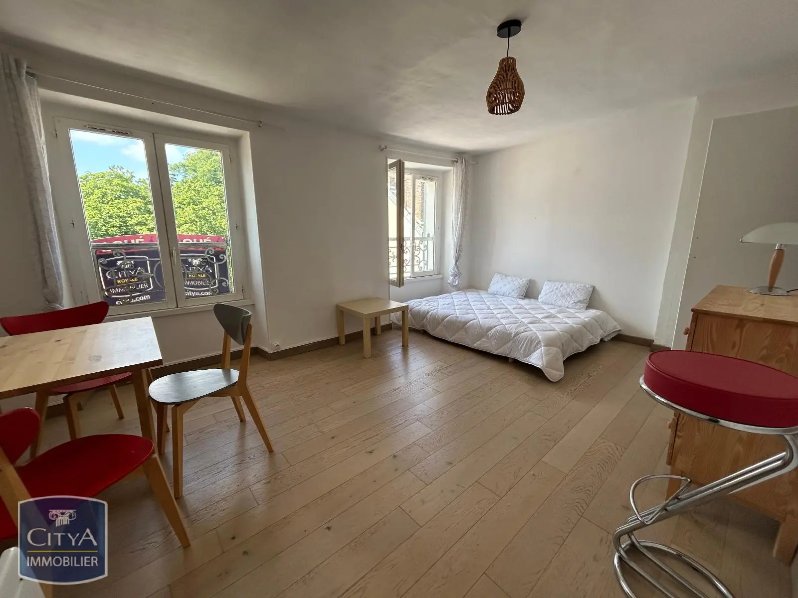 Photo 2 Appartement 1 pièce 24.73m²
