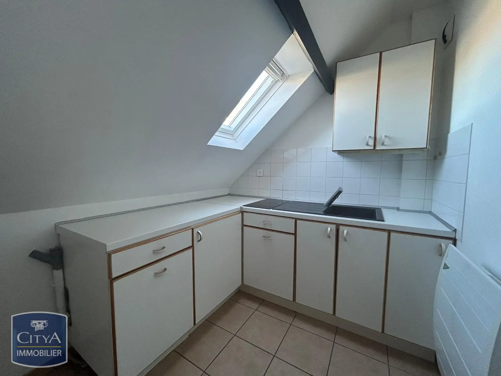 Photo 2 Appartement 1 pièce 24.37m²