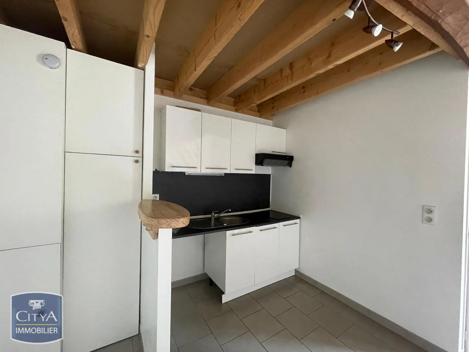 Photo 2 Appartement 1 pièce 29.87m²