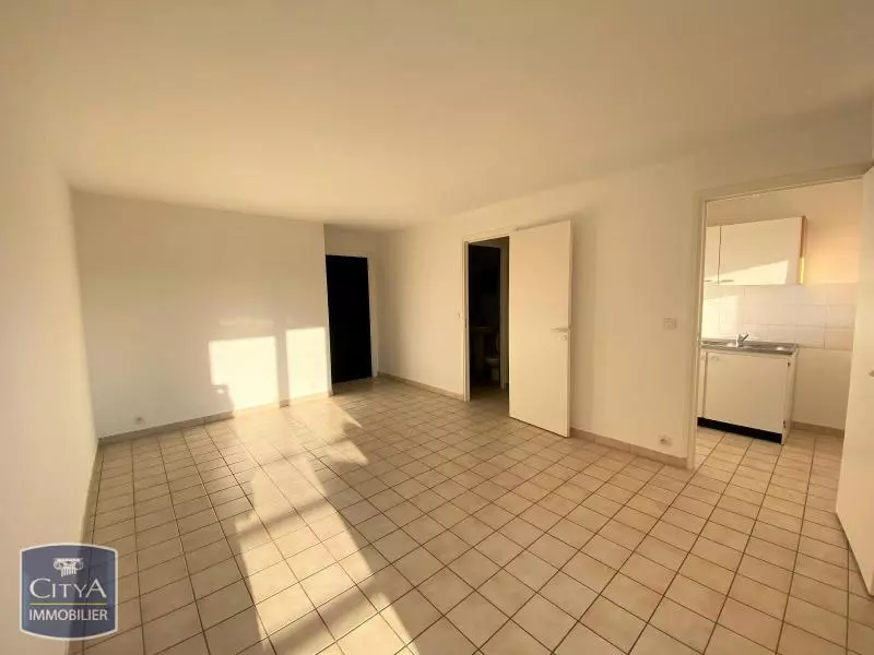 Photo 1 Appartement 1 pièce 26.69m²