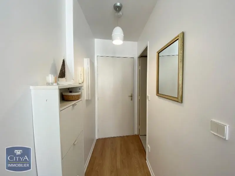 A LOUER STUDIO MEUBLE PROCHE GARE PARIS MONTPARNASSE VERSAILLES