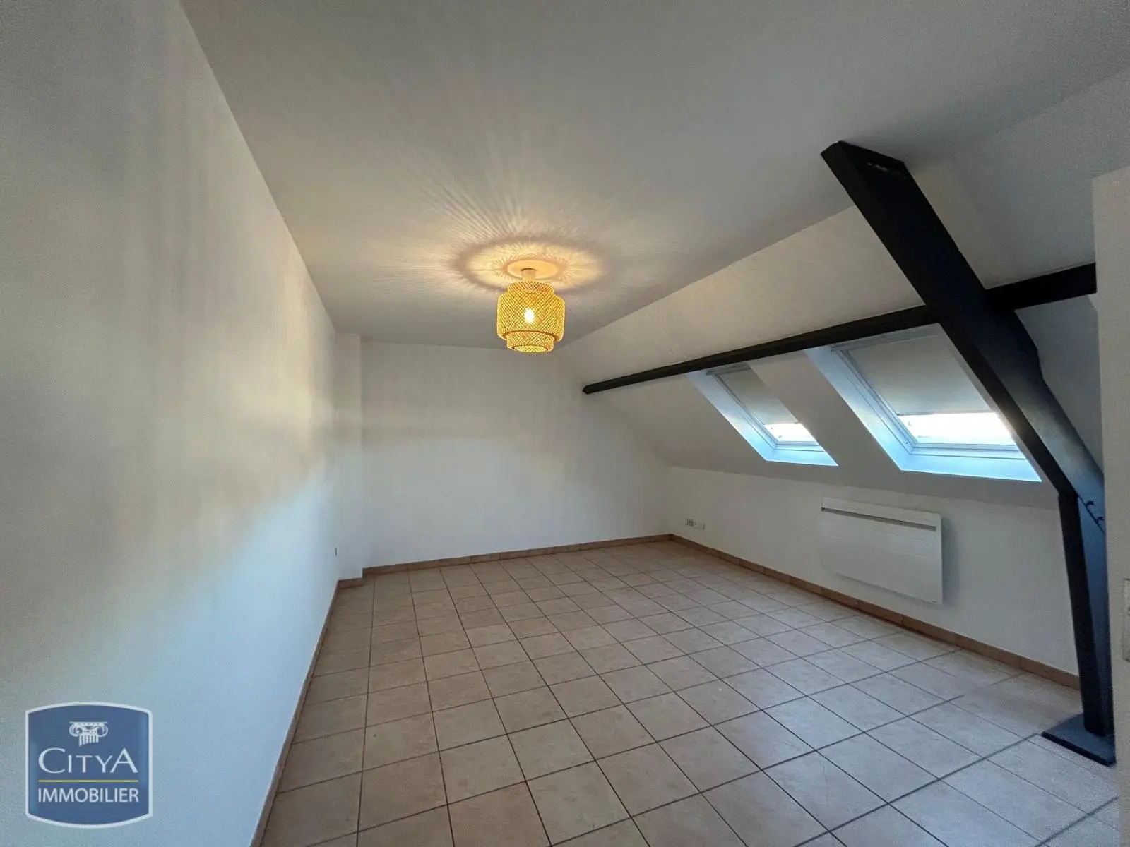 Photo 1 Appartement 1 pièce 24.37m²