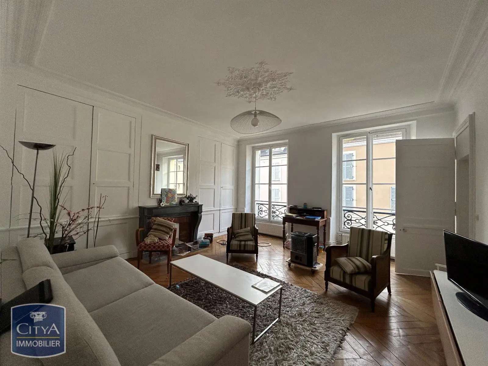 Photo 1 Appartement 5 pièces 108.6m²