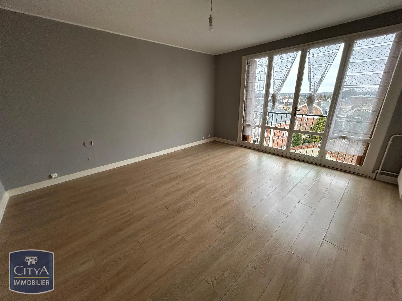 Photo 1 Appartement 1 pièce 33.65m²