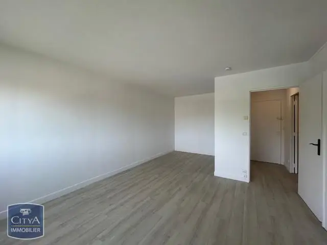 Photo 3 Appartement 1 pièce 33.39m²