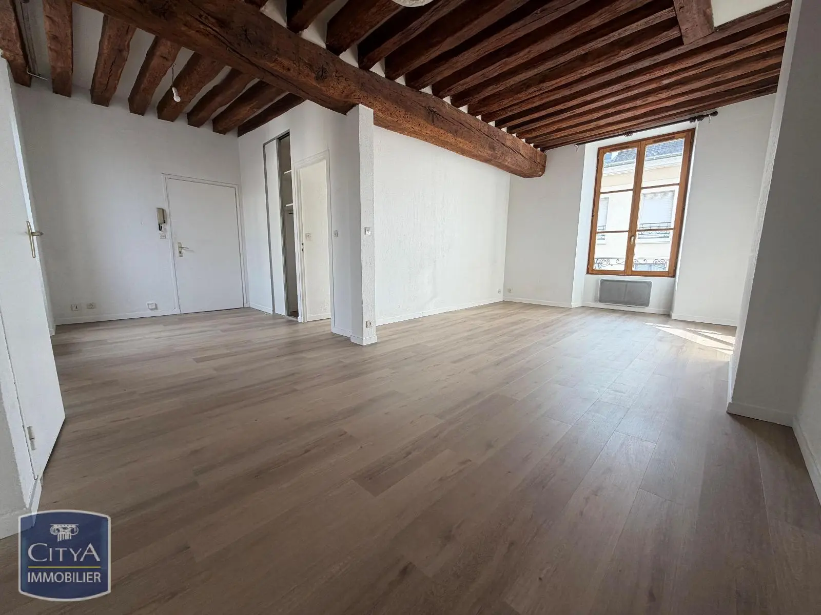 Photo 1 Appartement 3 pièces 65m²