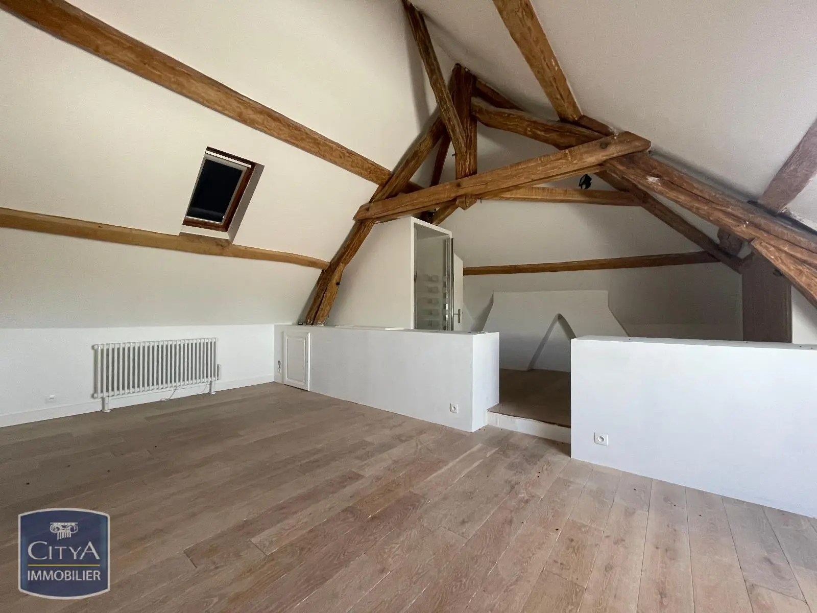 Photo 1 Maison 6 pièces 146m²