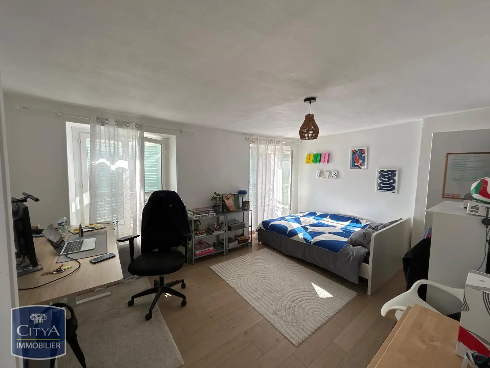 Photo 1 Appartement 1 pièce 24.73m²