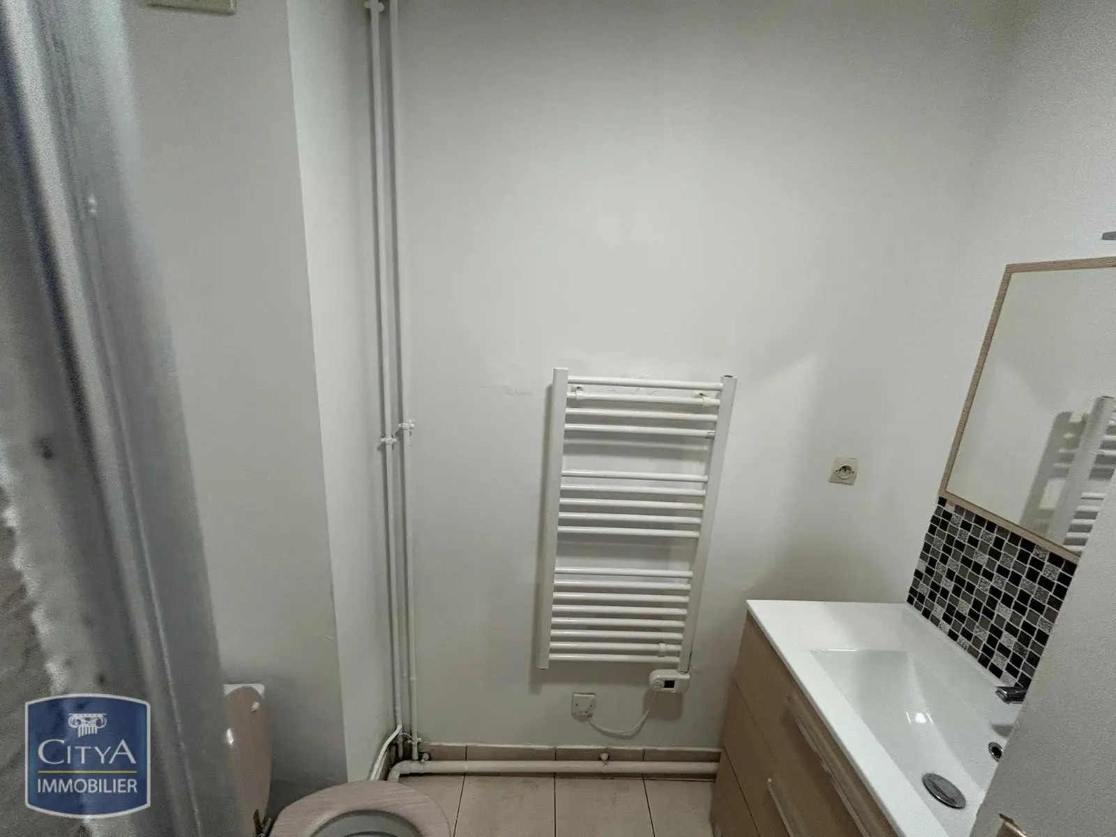 Photo 3 Appartement 1 pièce 24.37m²