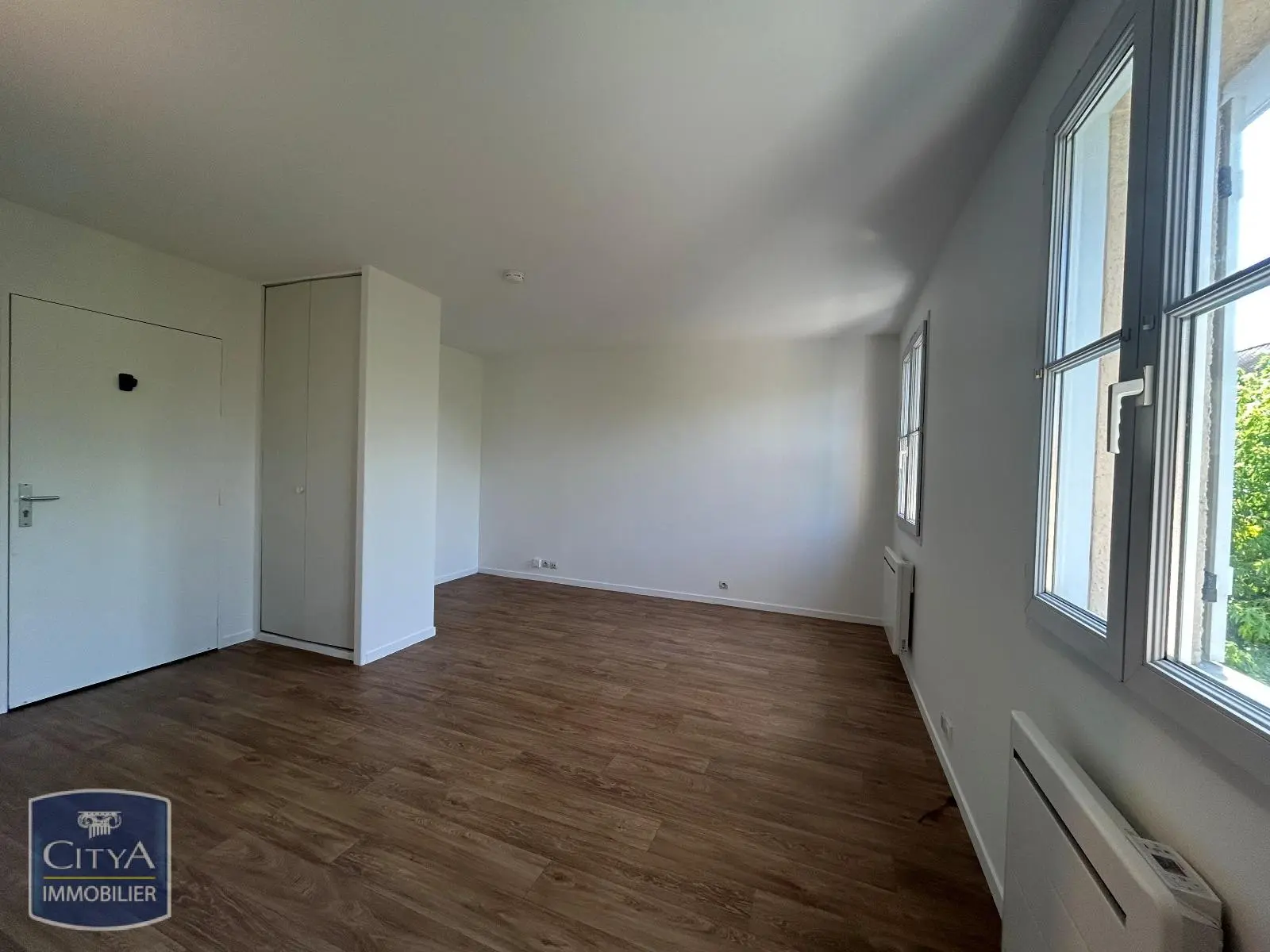 Photo 2 Appartement 1 pièce 26.9m²