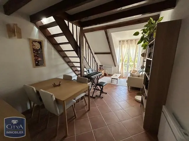 Photo 2 Appartement 1 pièce 23.28m²
