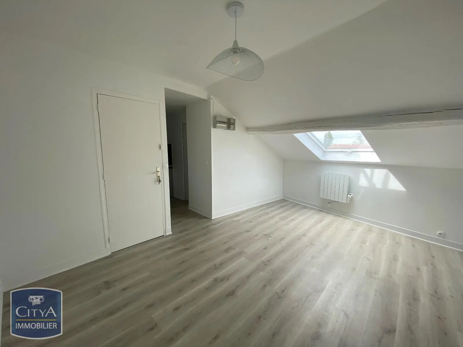 Photo 1 Appartement 1 pièce 15.5m²