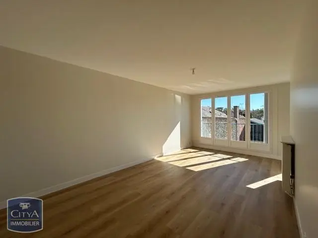 Photo 1 Appartement 1 pièce 30.53m²