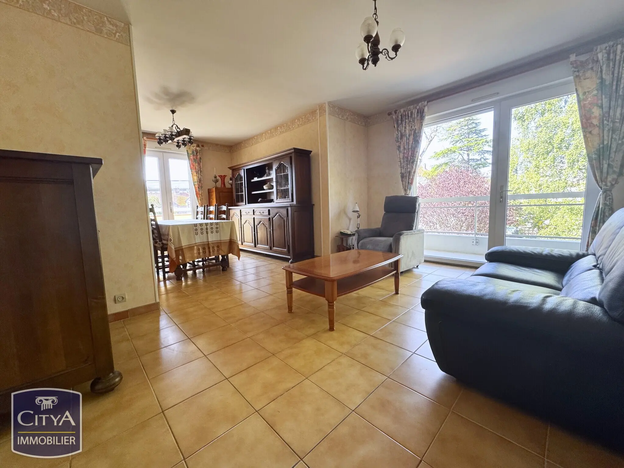 Photo 3 Appartement 4 pièces 74m²
