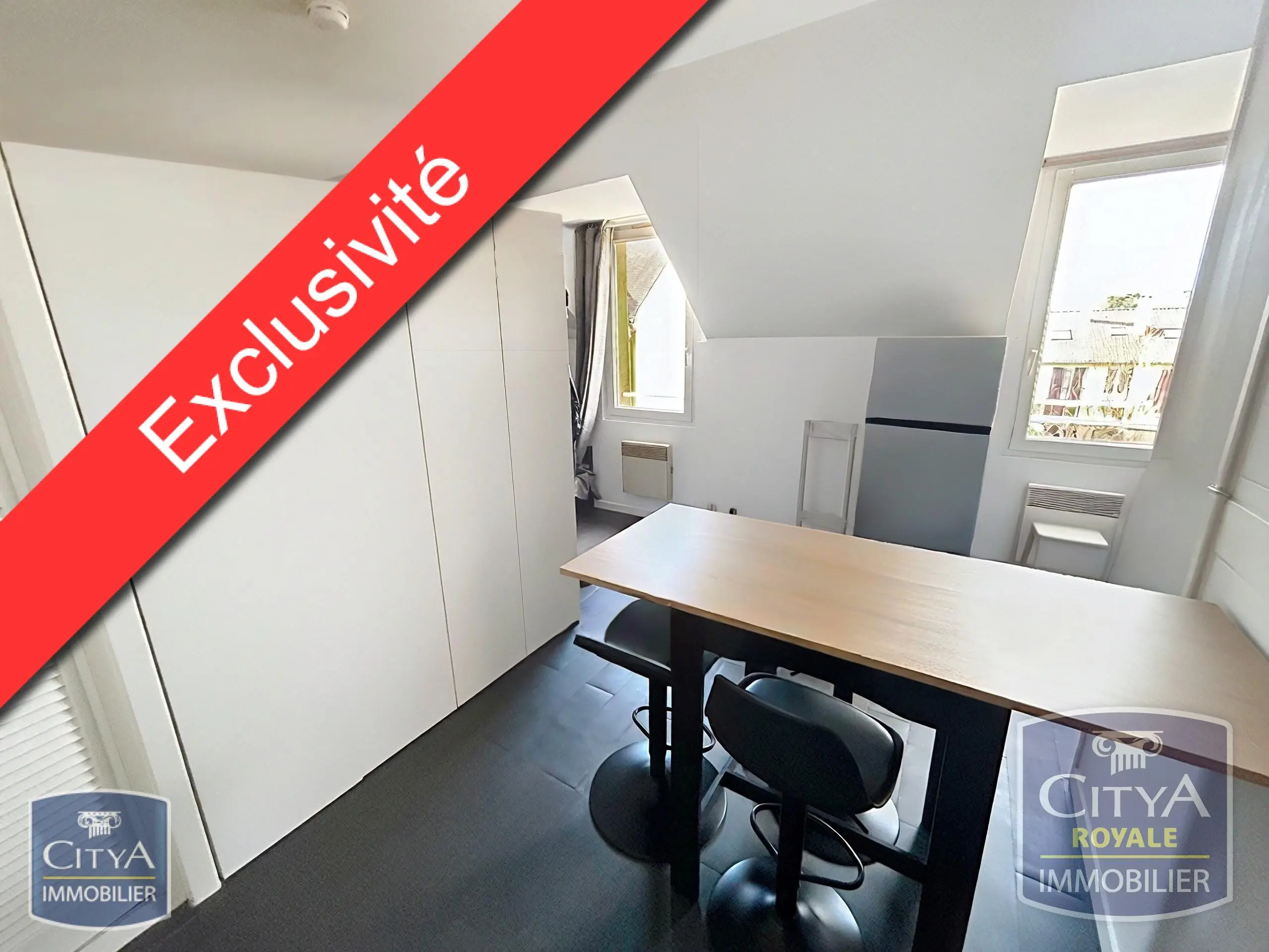 Photo 1 Appartement 1 pièce 24.5m²