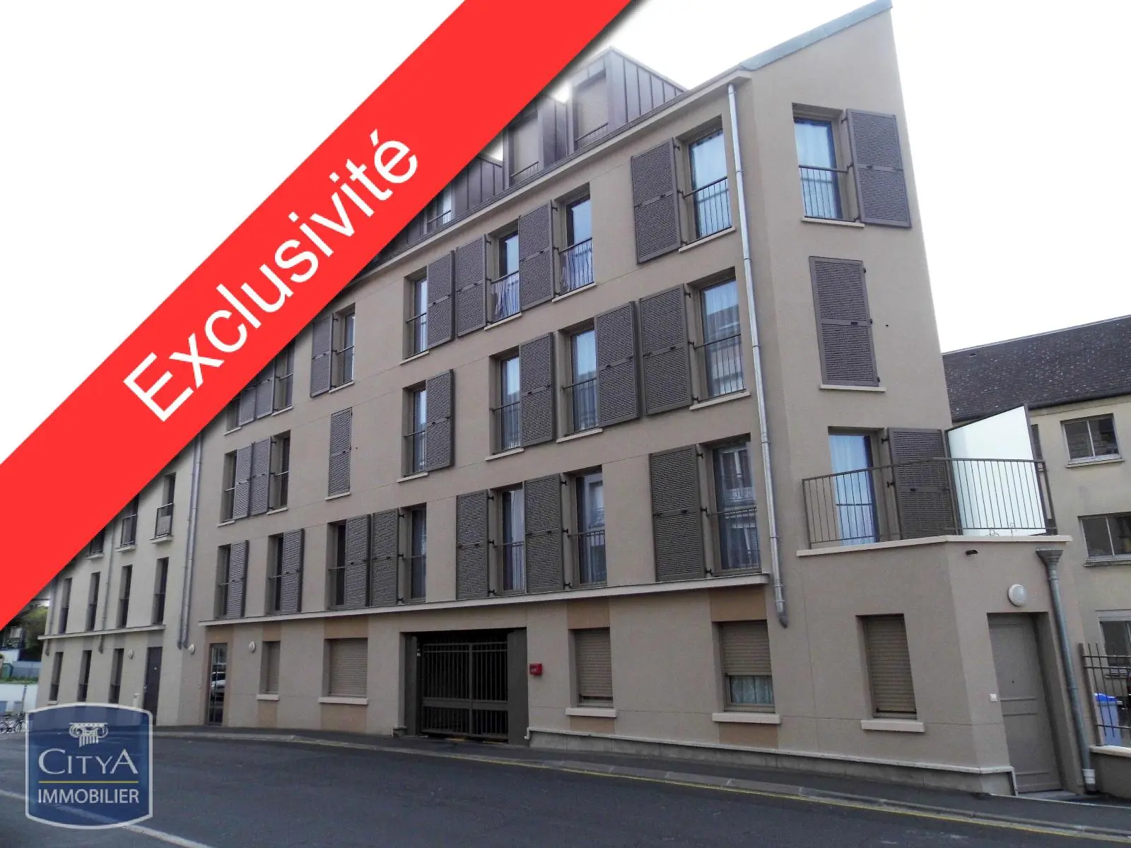 Photo 1 Appartement 1 pièce 25m²