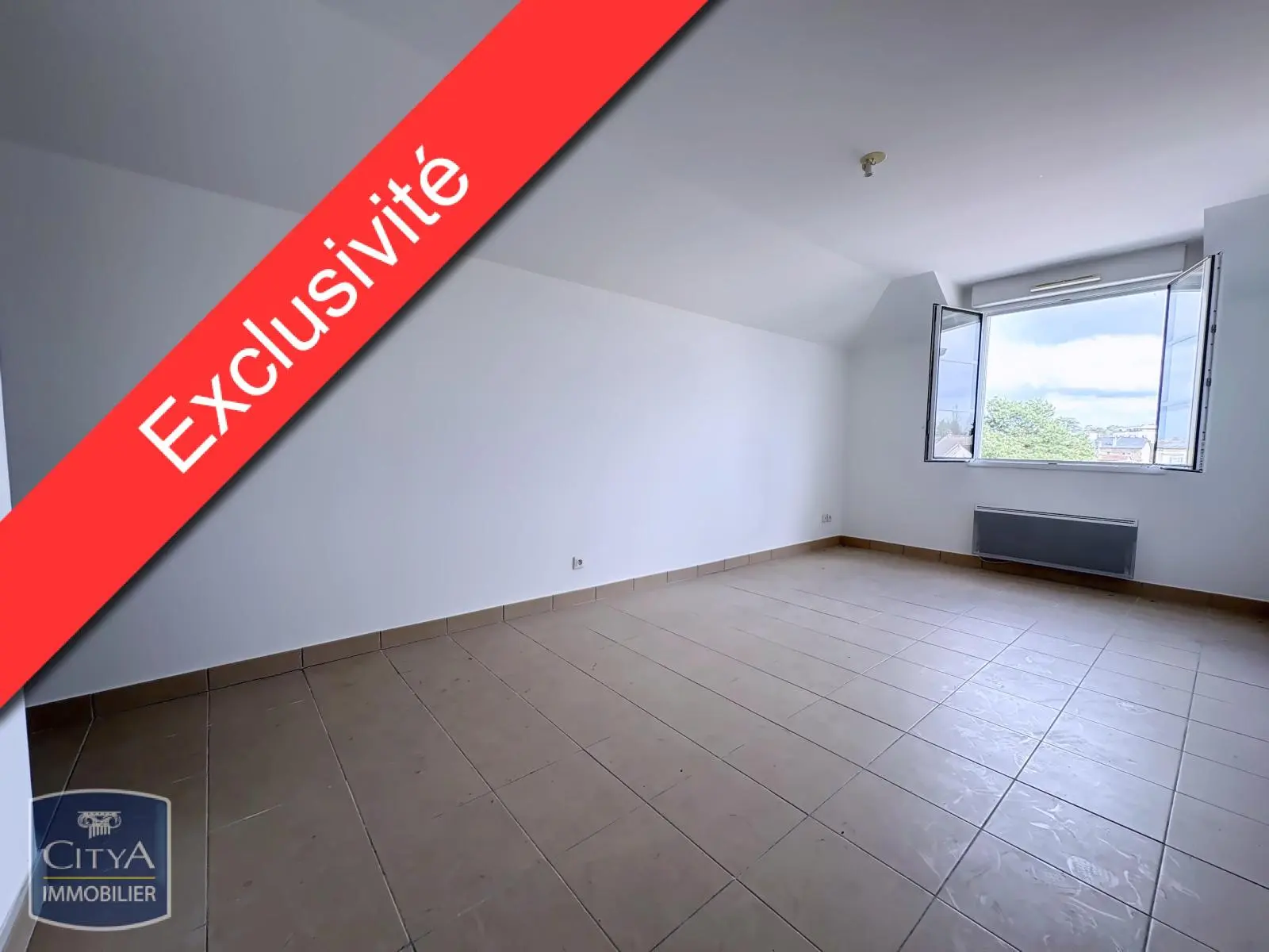 Photo 1 Appartement 1 pièce 29m²