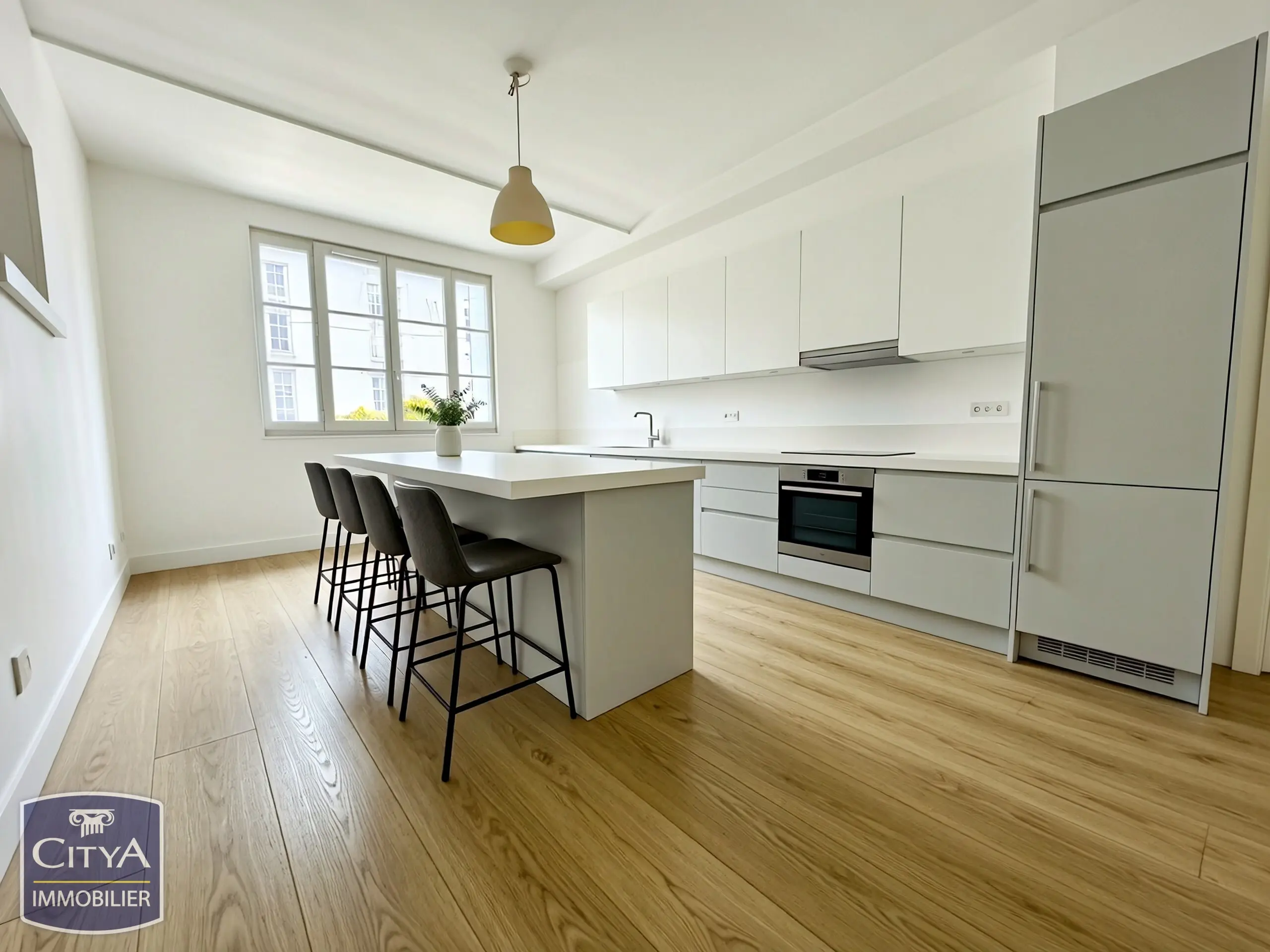 Photo 2 Appartement 4 pièces 82m²