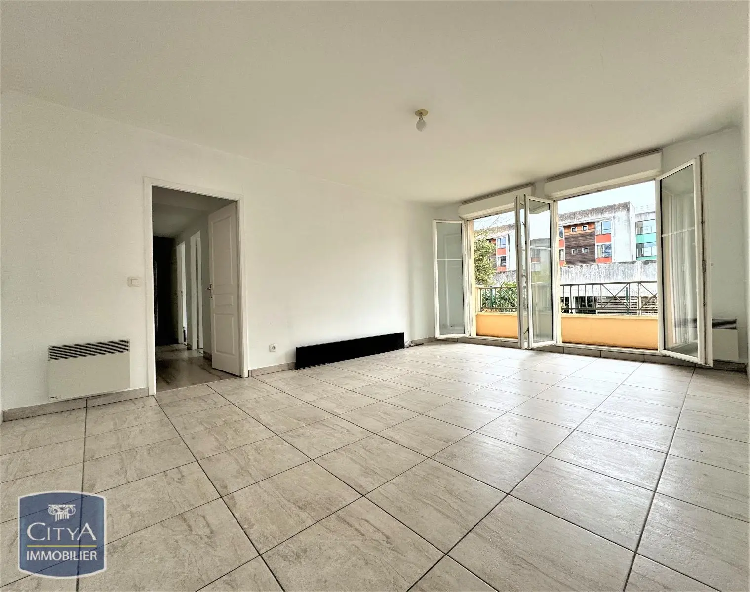 Photo 2 Appartement 4 pièces 82.08m²