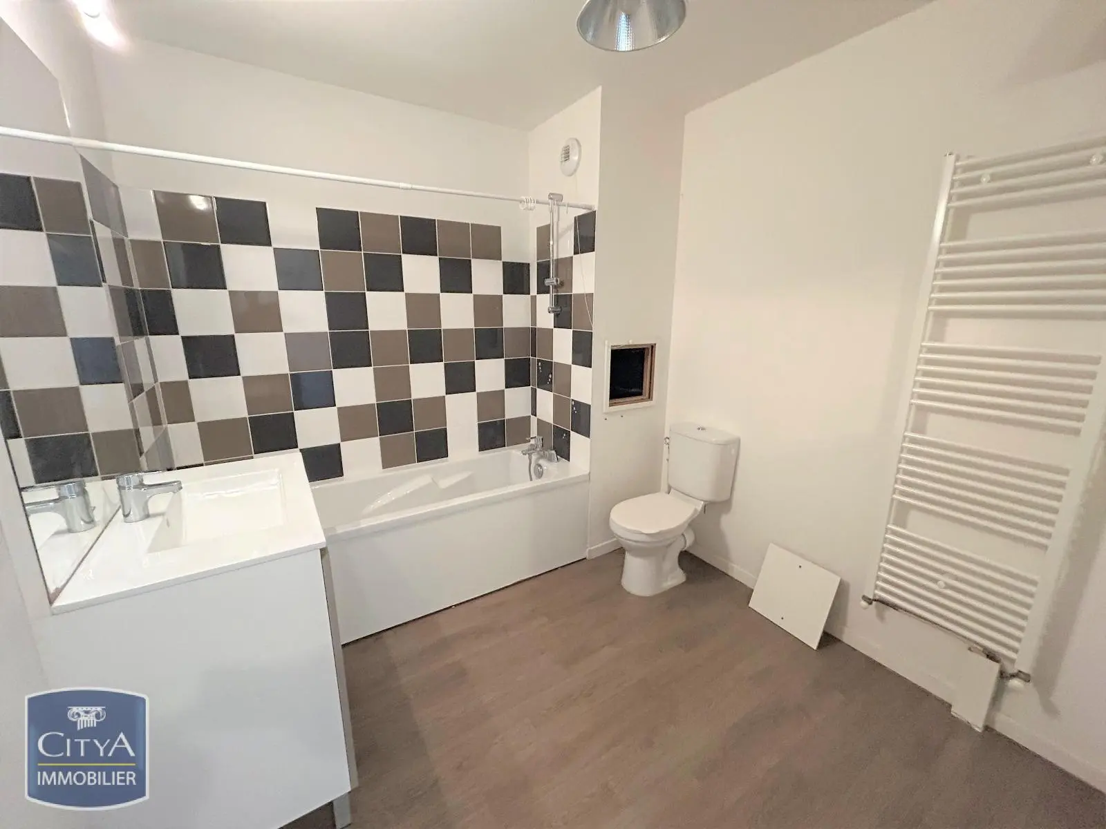 Photo 2 Appartement 2 pièces 44m²