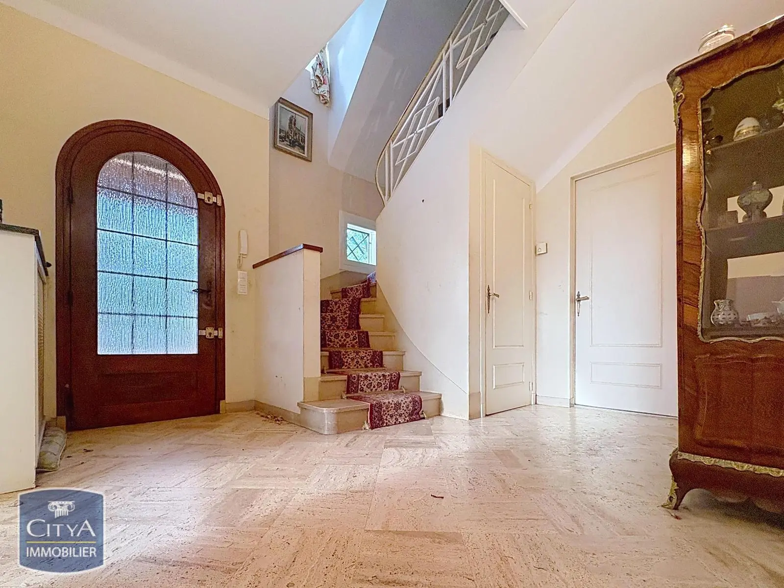 Photo 2 Maison 9 pièces 158m²