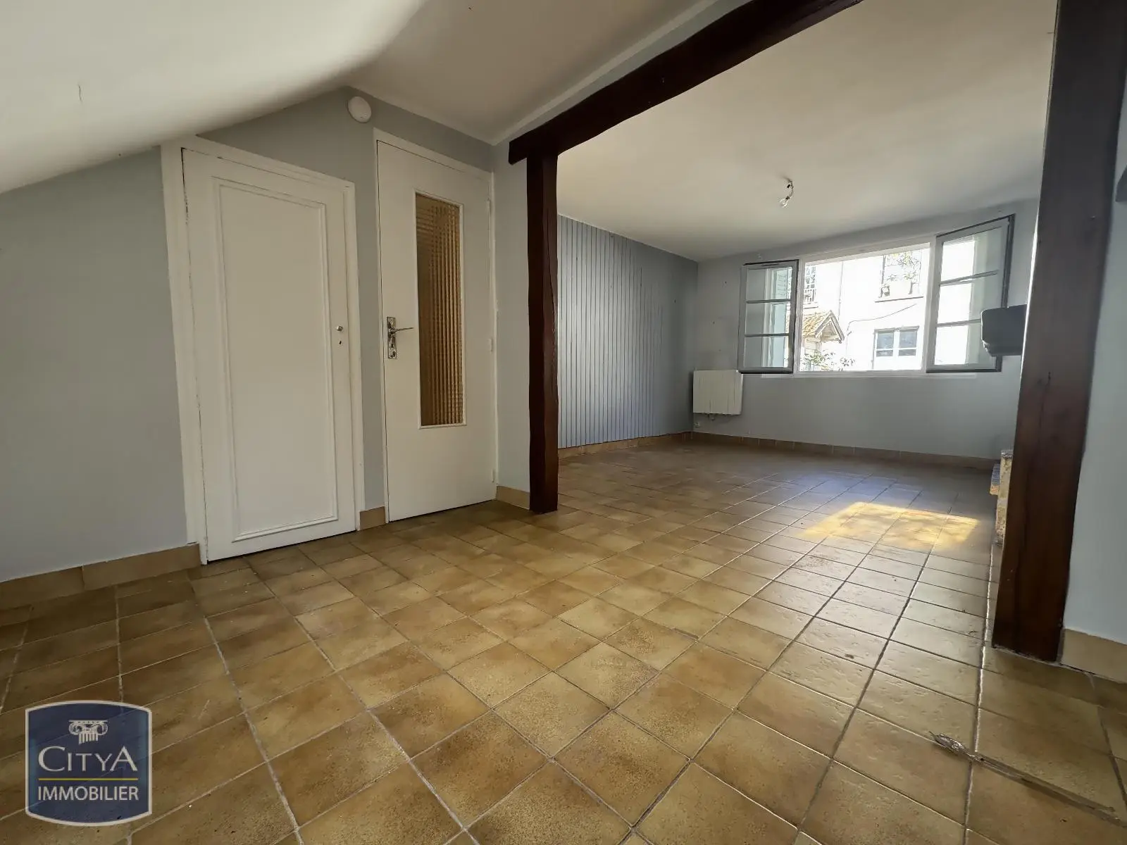 Photo 3 Appartement 4 pièces 82m²