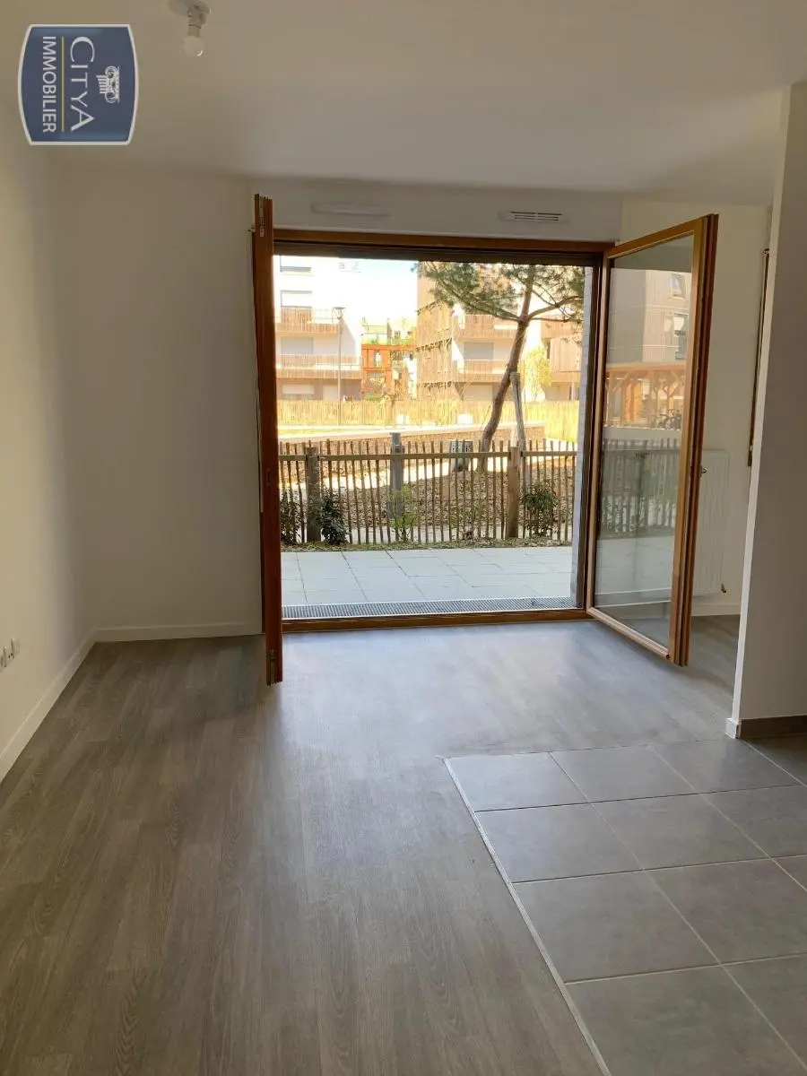 Photo 3 Appartement 1 pièce 32.4m²