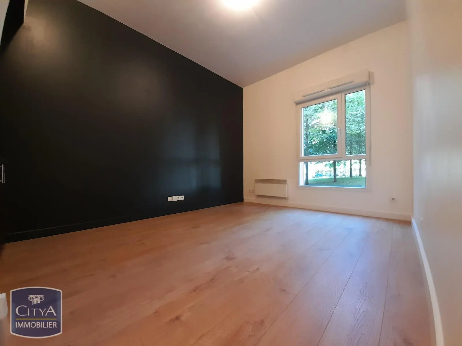 Photo 1 Appartement 1 pièce 22.02m²