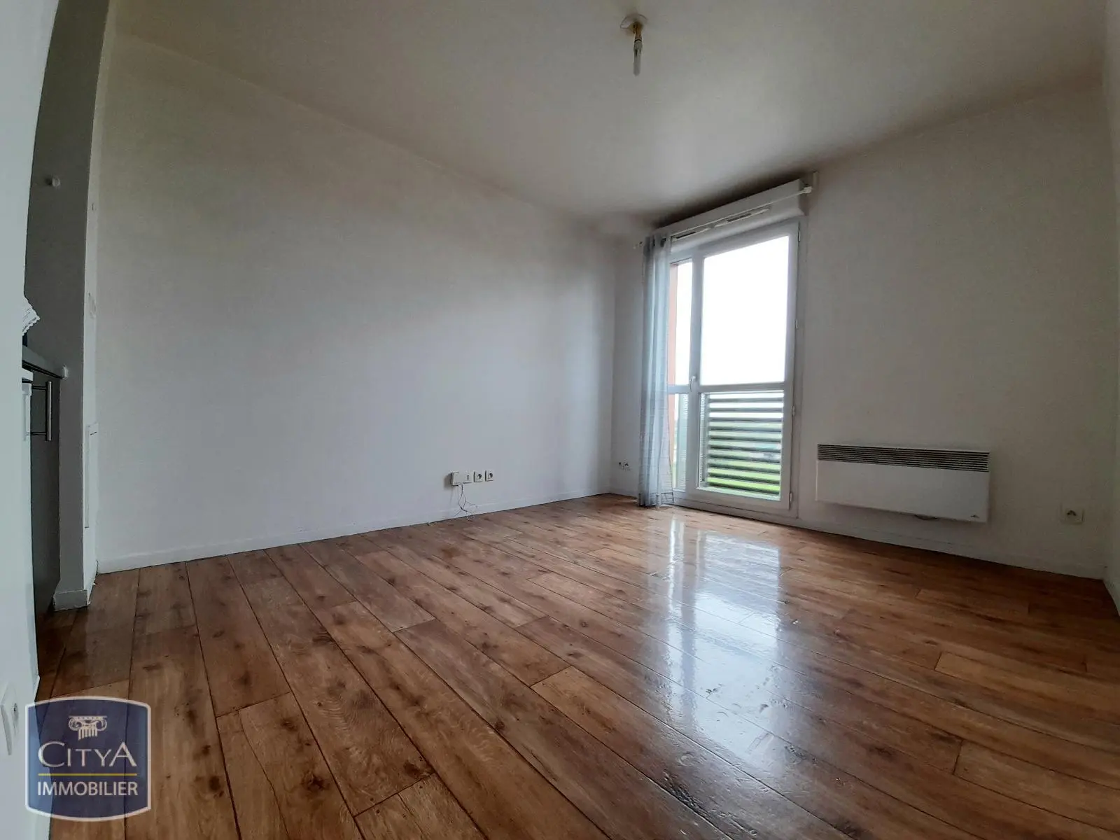 Photo 2 Appartement 1 pièce 22.02m²
