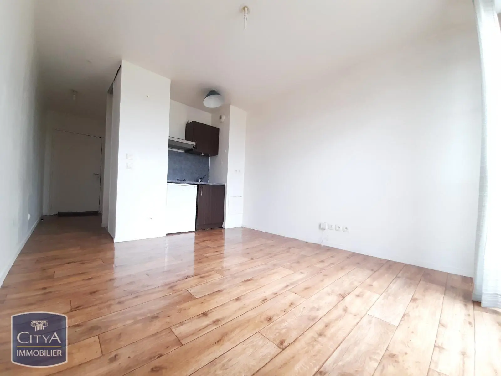 Photo 1 Appartement 1 pièce 22.02m²