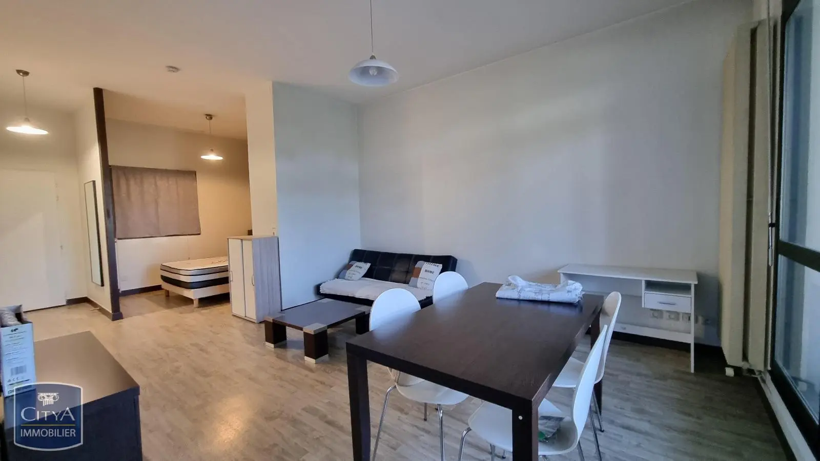 Photo 2 Appartement 1 pièce 42.75m²