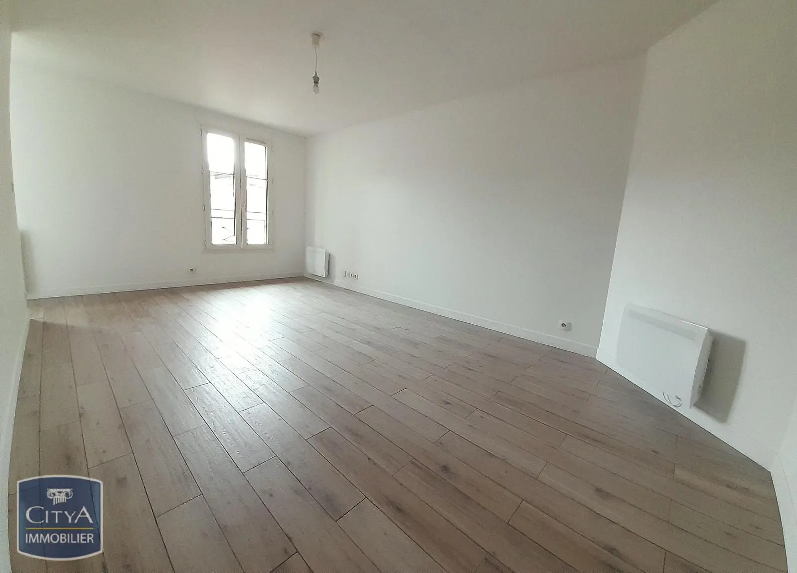 Photo 1 Appartement 1 pièce 31.4m²