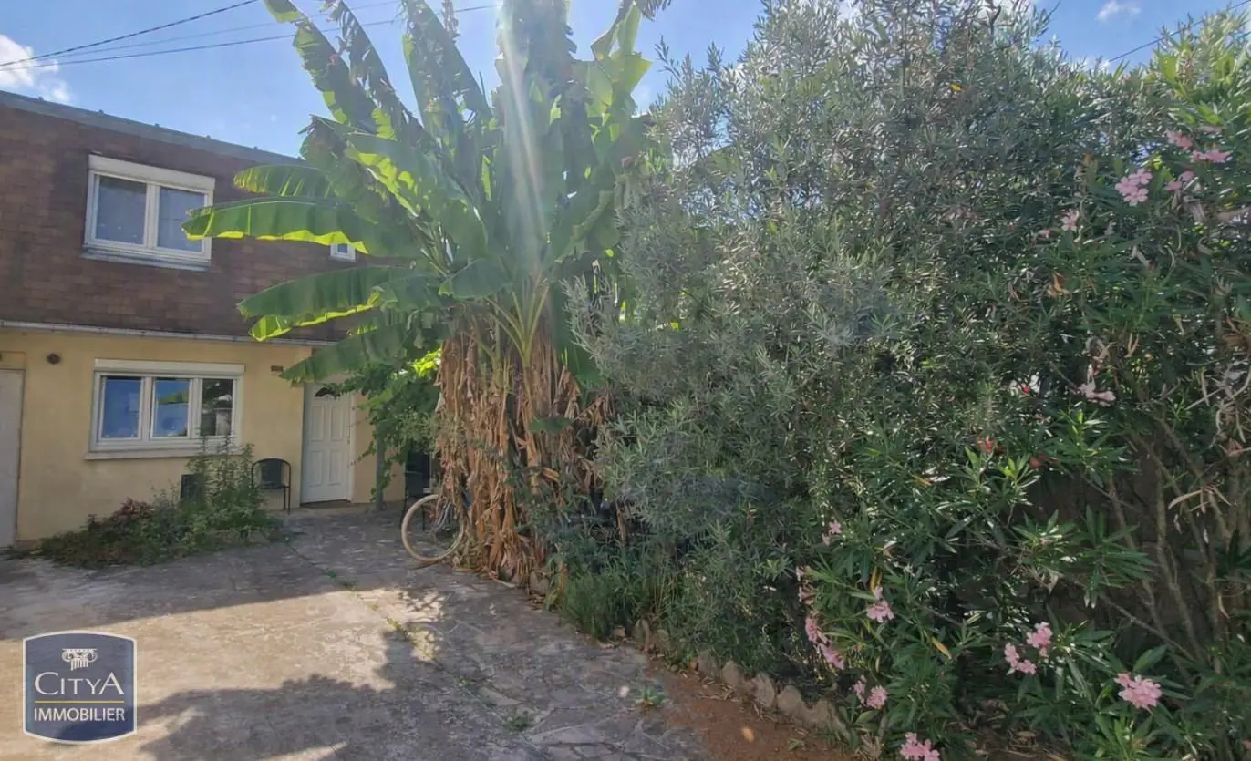 Photo 1 Maison 5 pièces 80m²