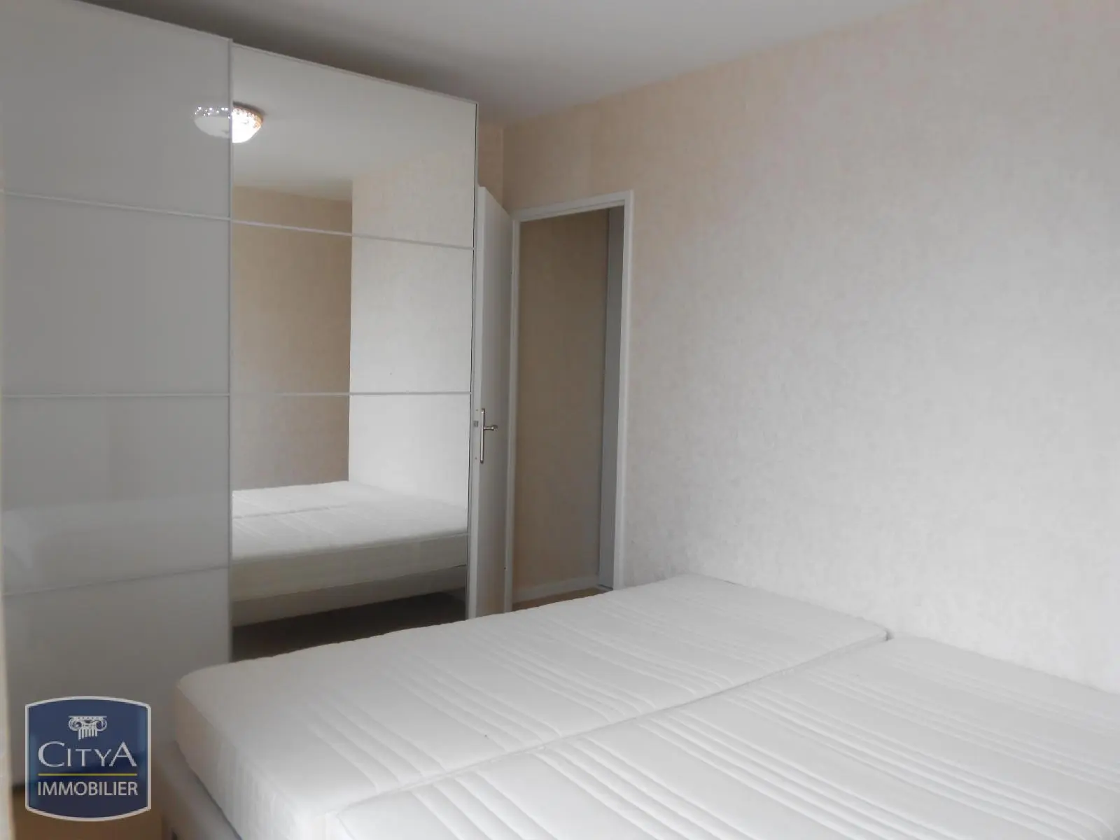 Photo 3 Appartement 5 pièces 98.65m²