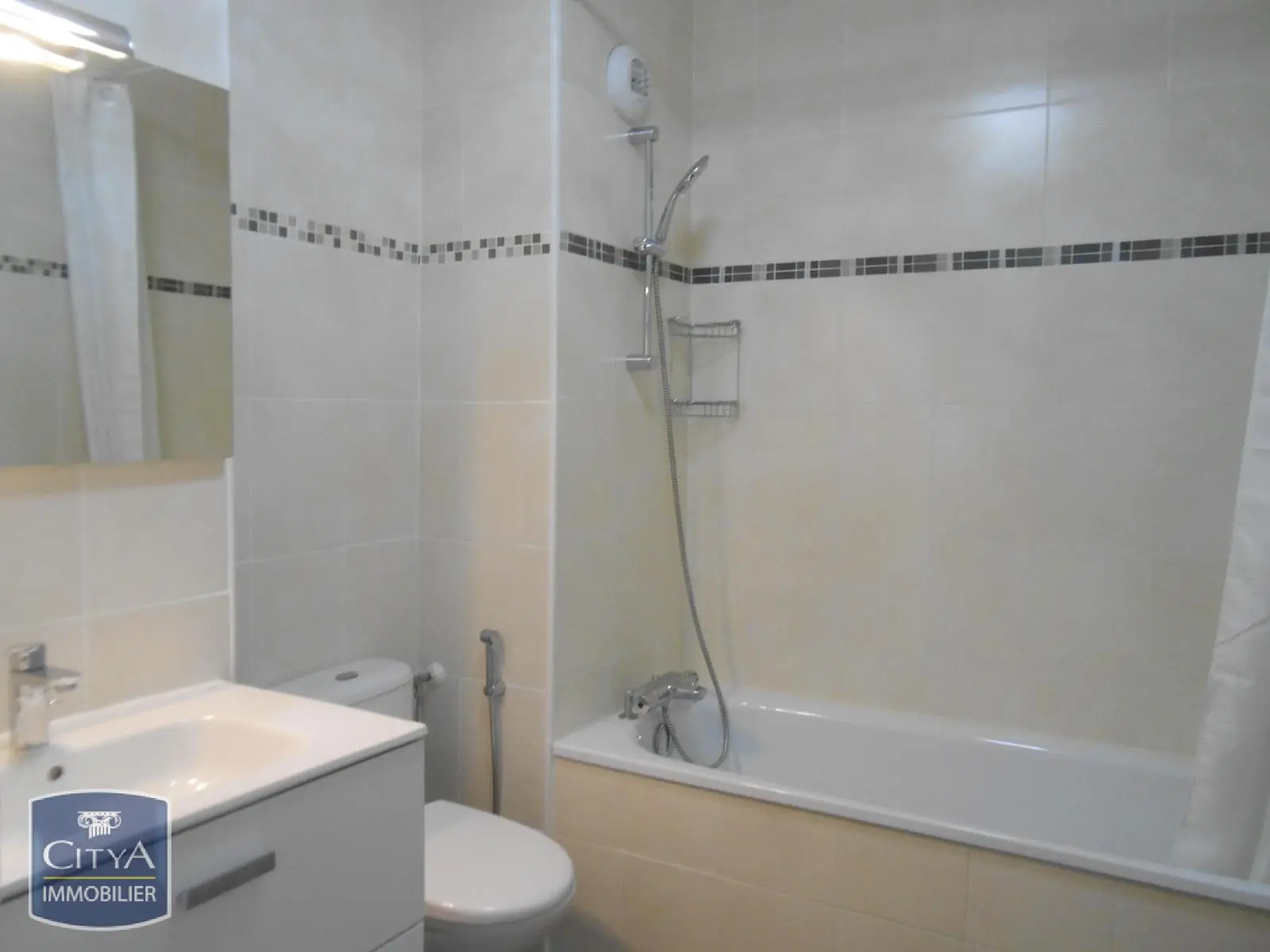 Photo 4 Appartement 5 pièces 98.65m²