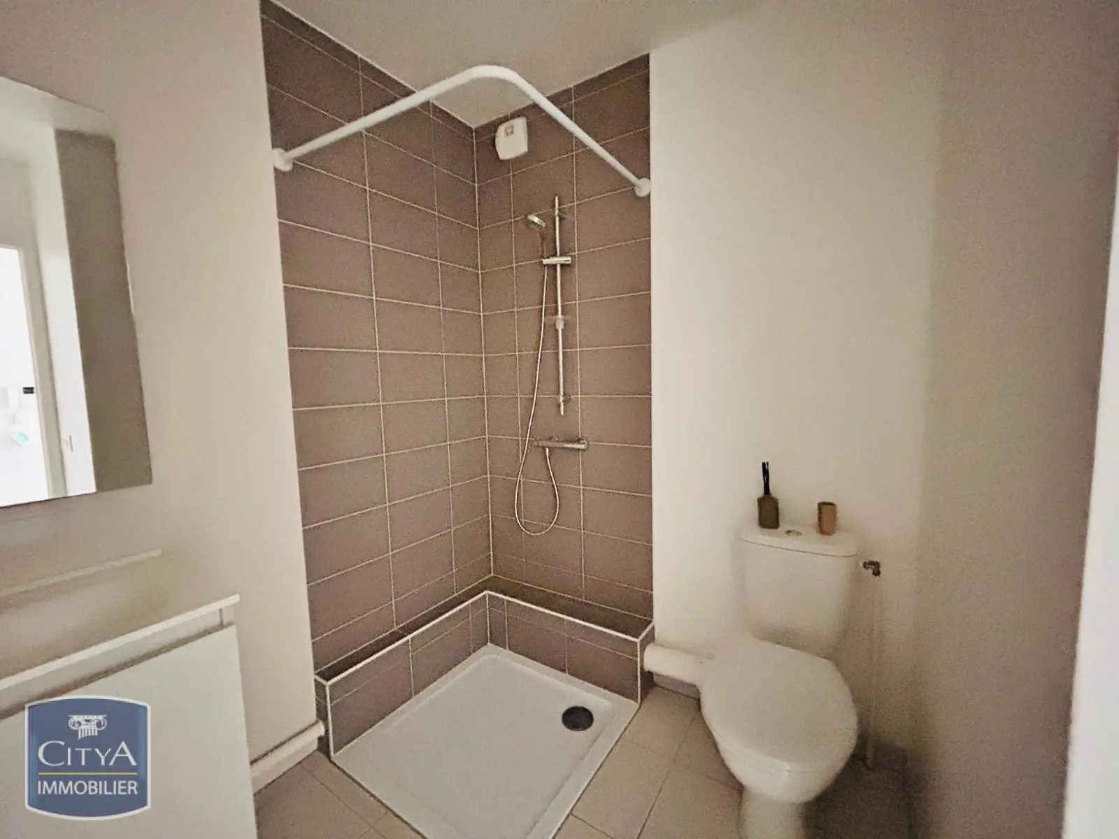 Photo 3 Appartement 1 pièce 30.98m²