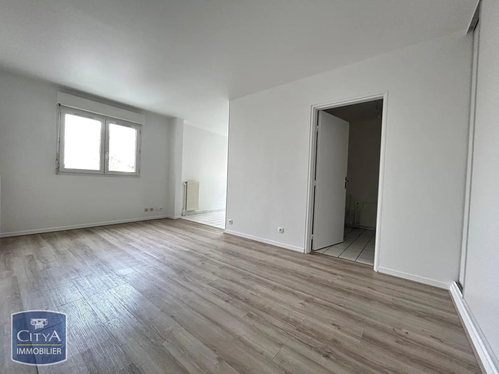 Photo 3 Appartement 1 pièce 31.03m²