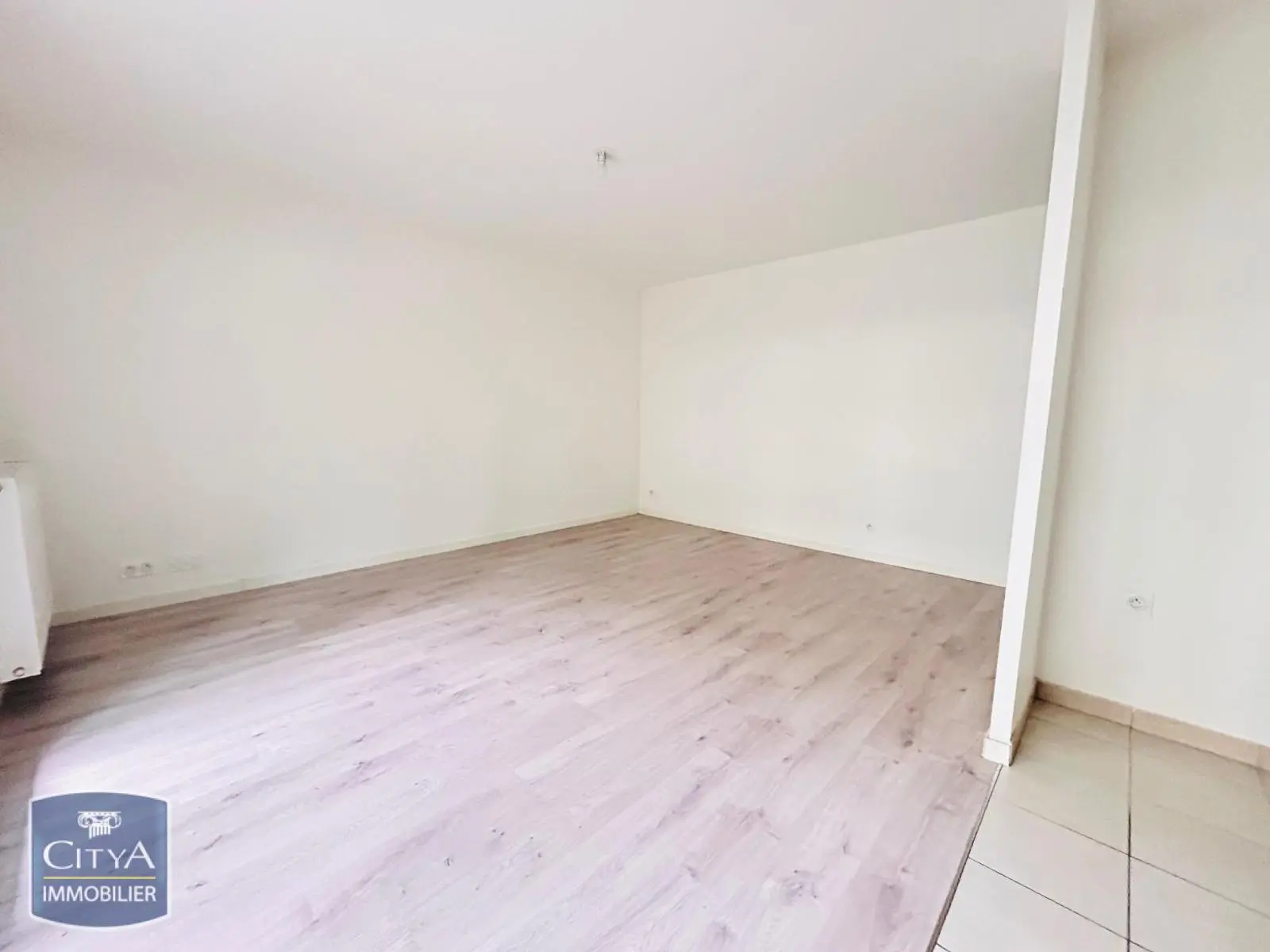 Villemomble (93250) Appartement 2 pièces 45.01m² photo 2