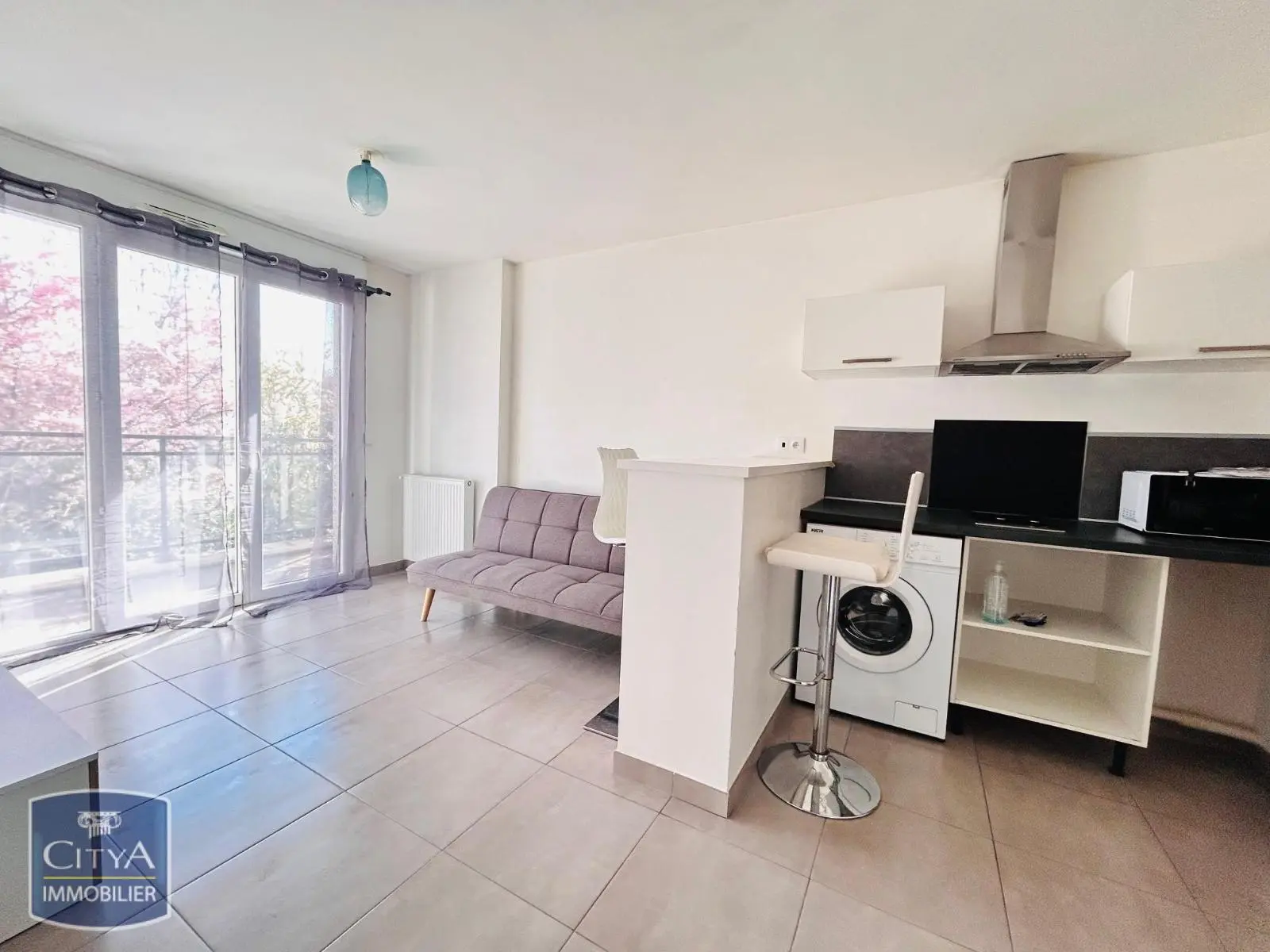 Photo 1 Appartement 2 pièces 33.78m²