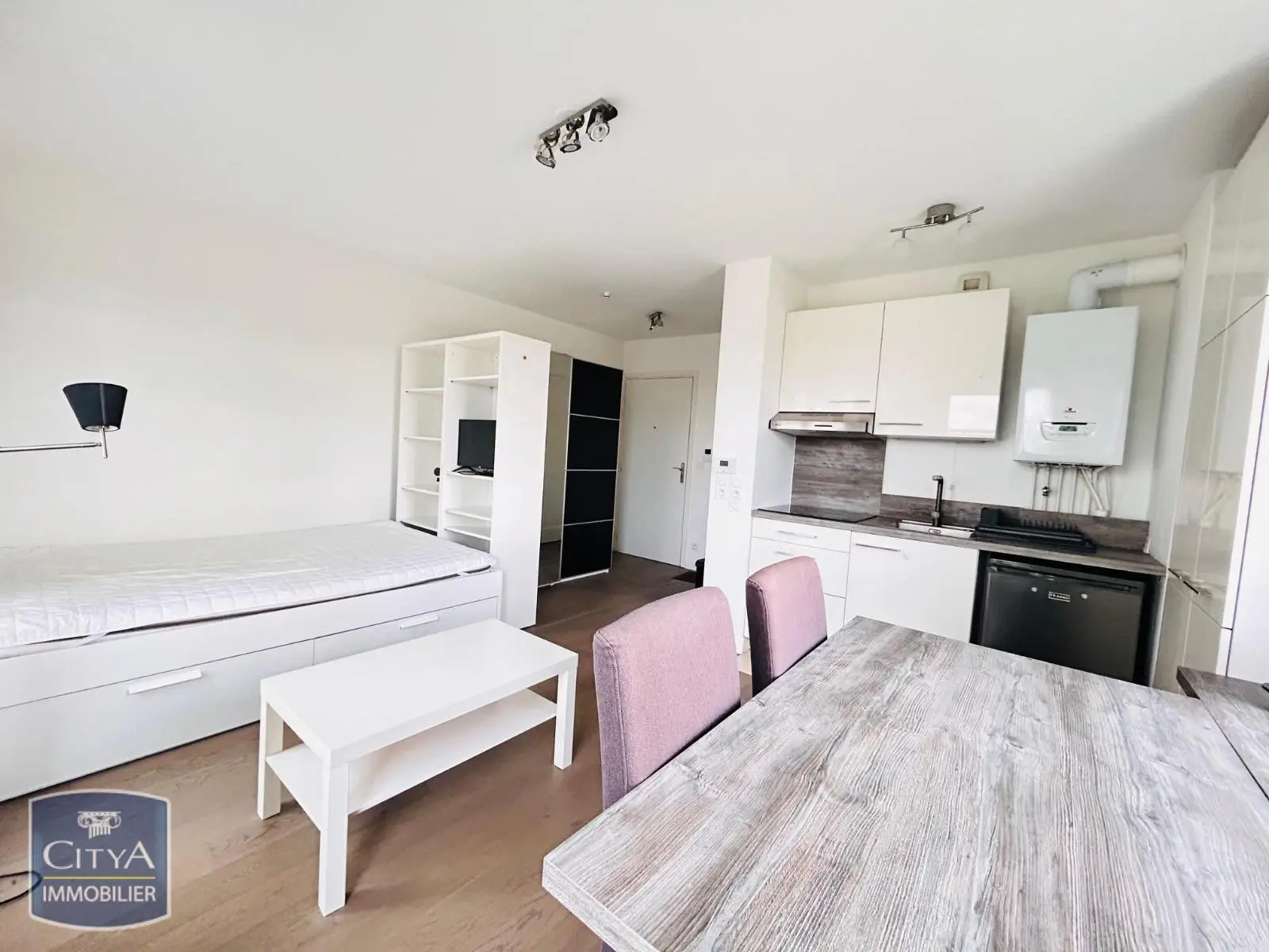 Photo 2 Appartement 1 pièce 29.05m²